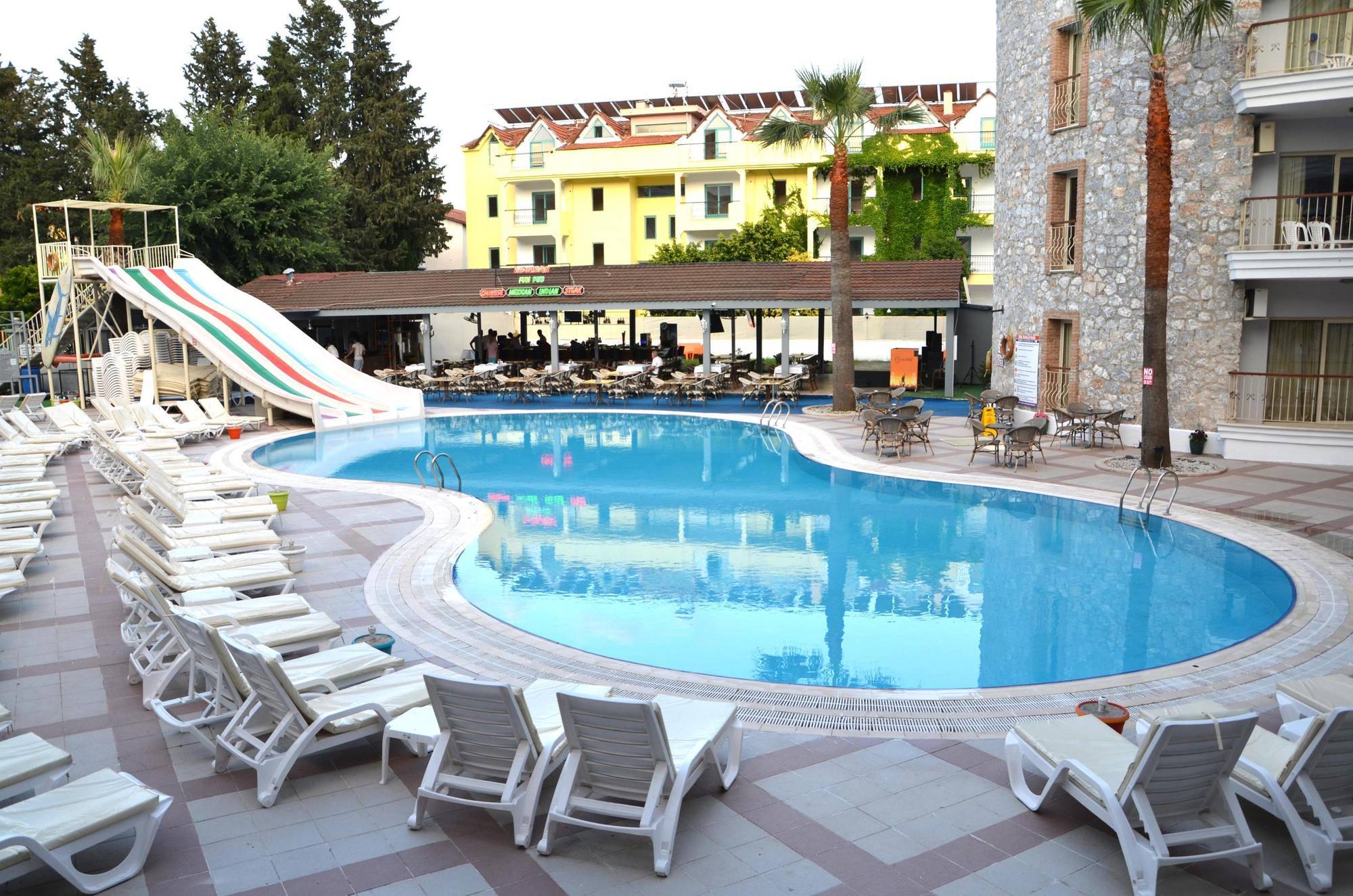 Hotel Alenz 3*