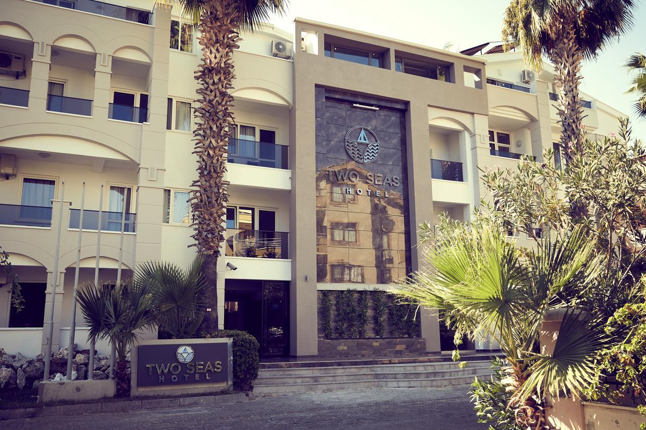 Two Seas Hotel 2*