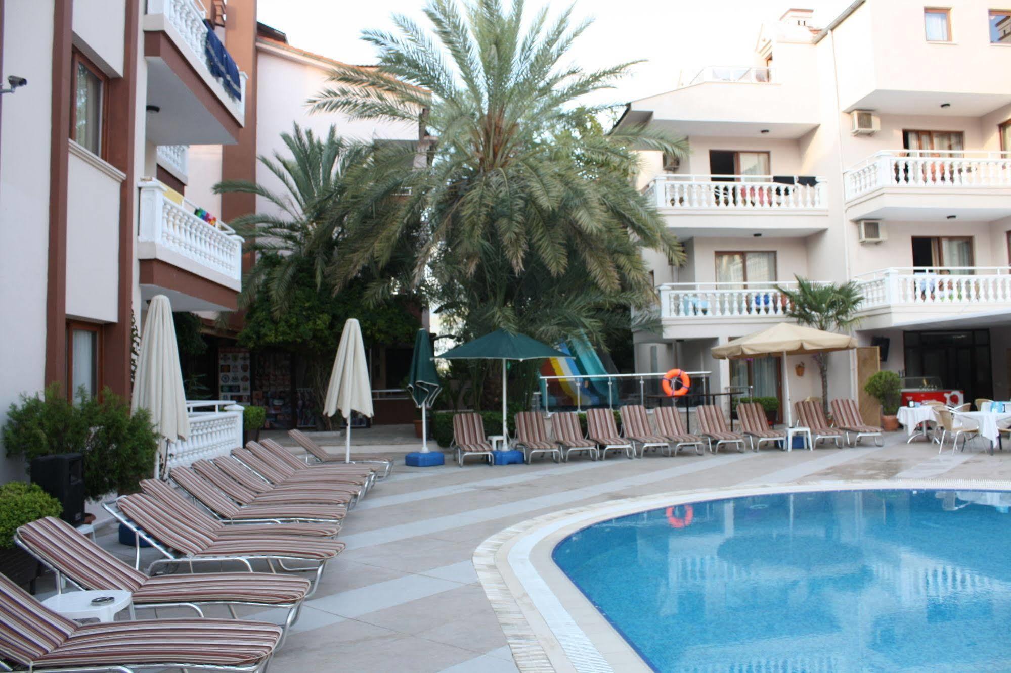 Hotel Kibele & 3*
