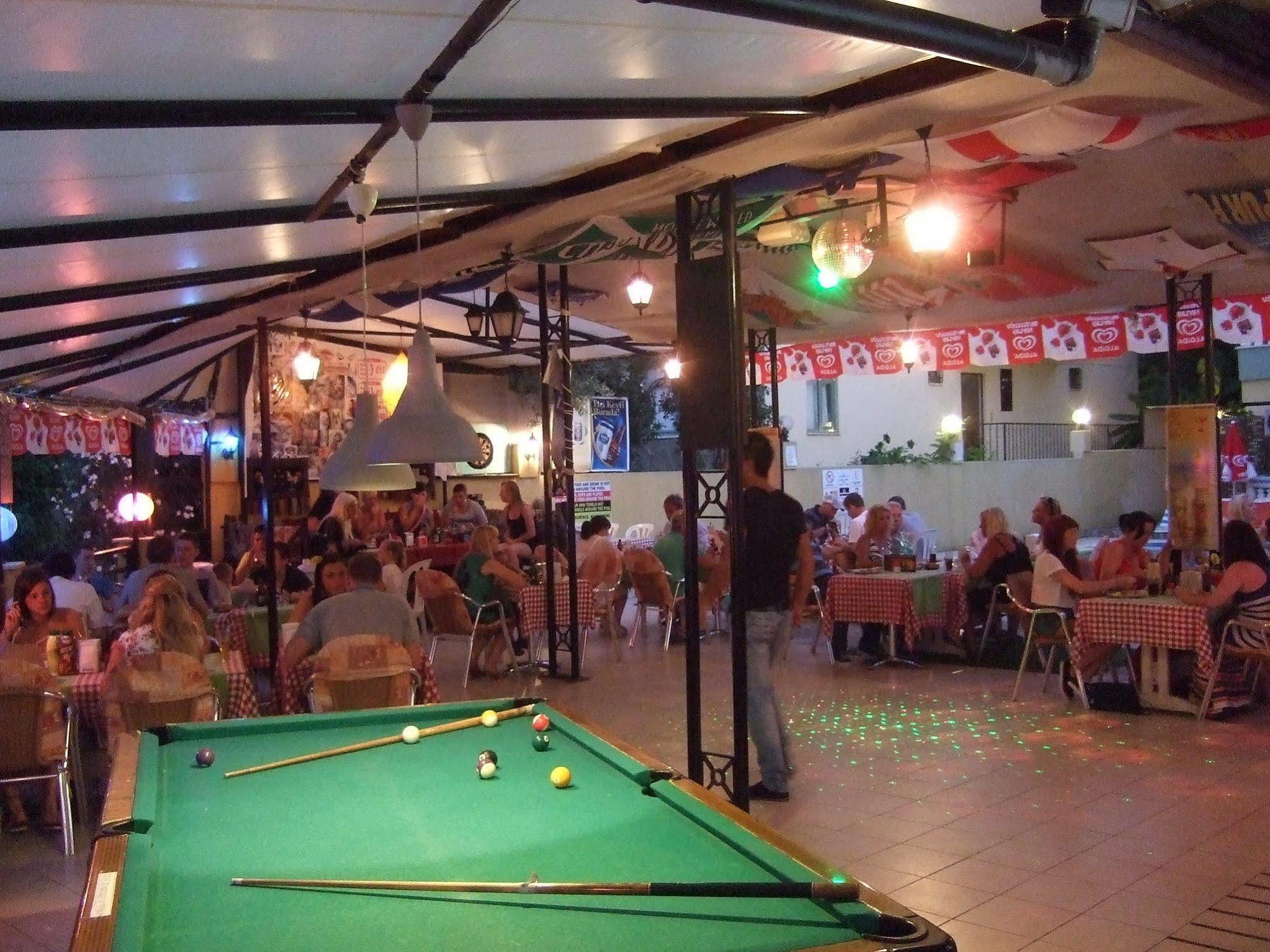 Club Sunset Aparthotel 3*
