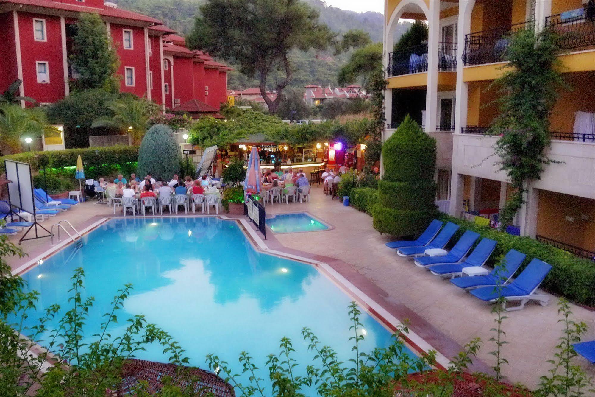 Eden Garden 3*