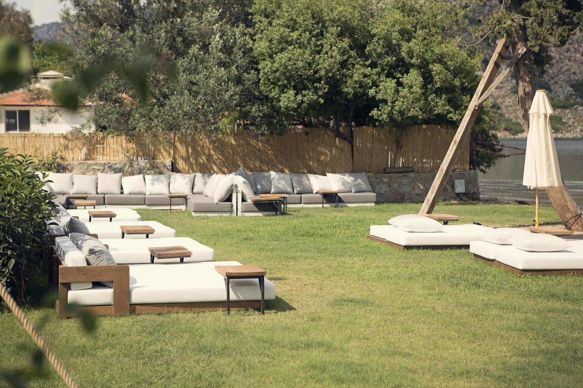 Vira Demir Hotel