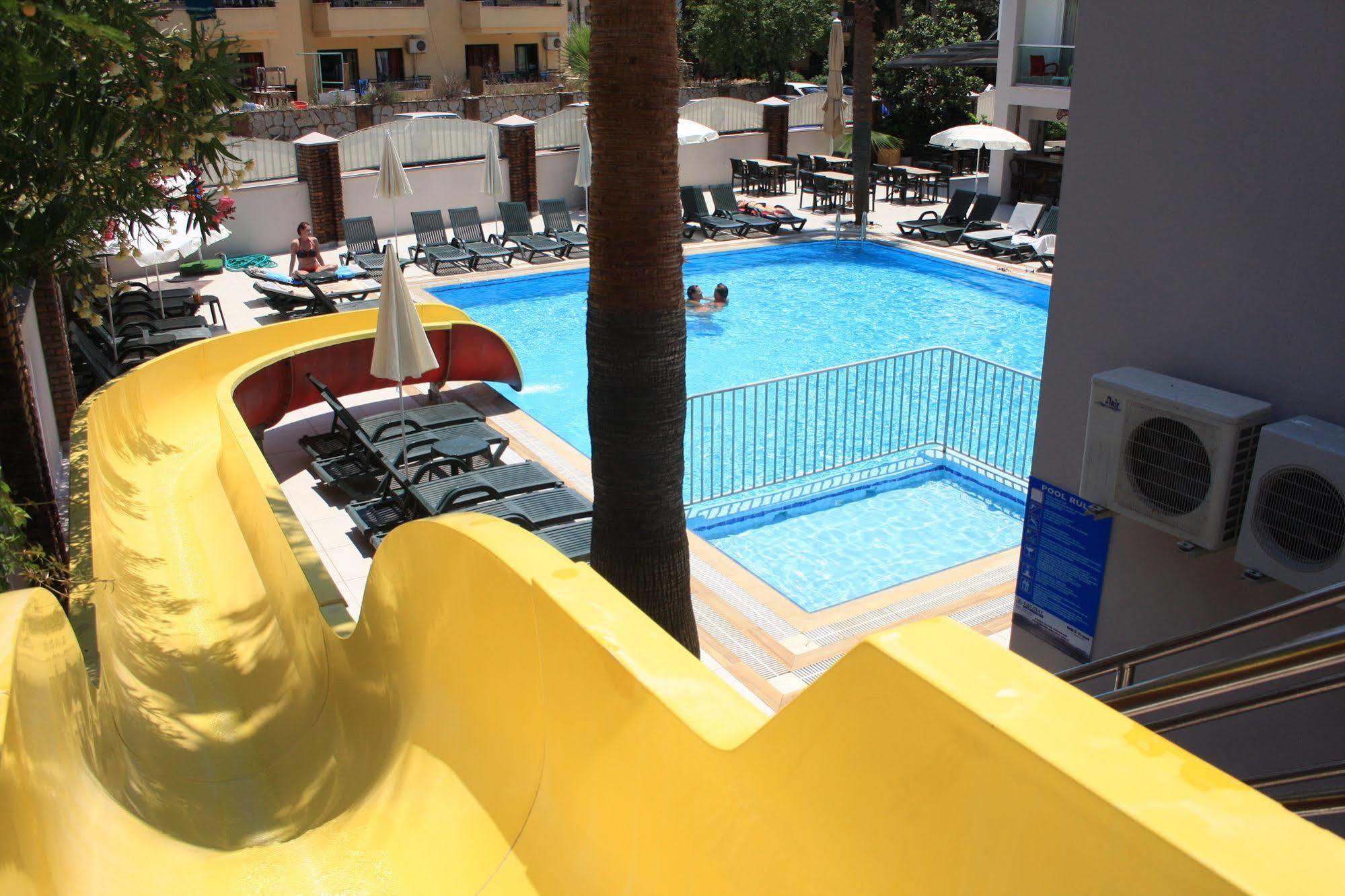 Hotel Palmea