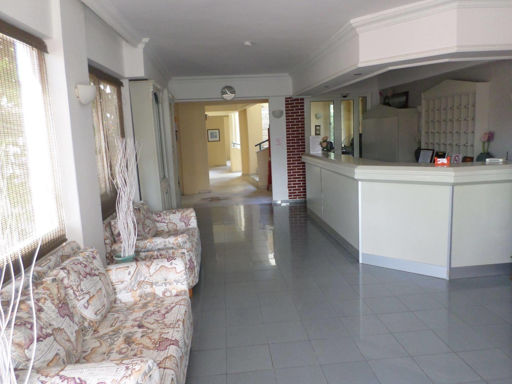 Aparthotel Highlife 3*