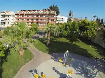 Aparthotel Highlife 3*