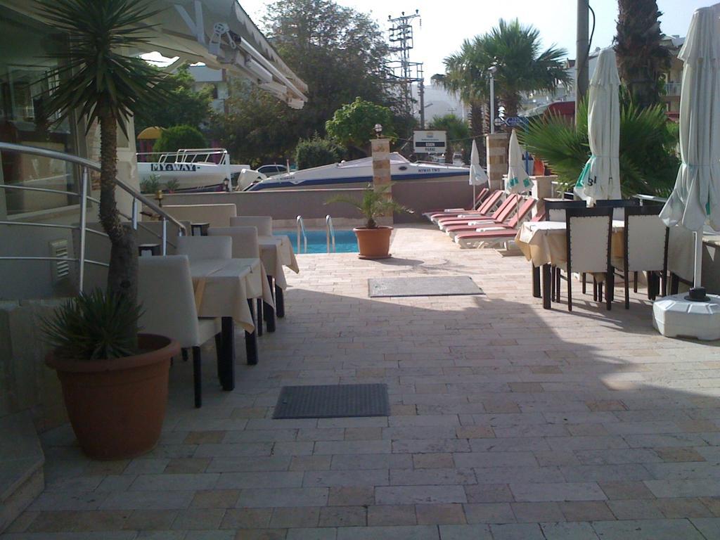 My Way Hotel