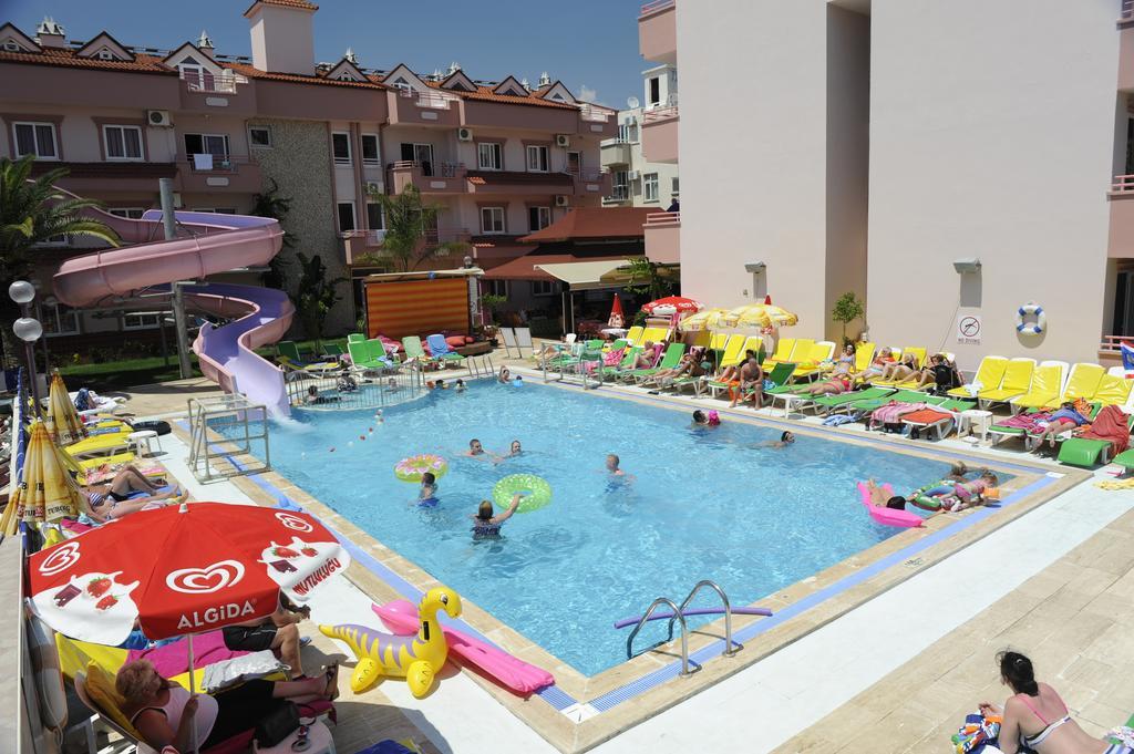 Rosy Marmaris