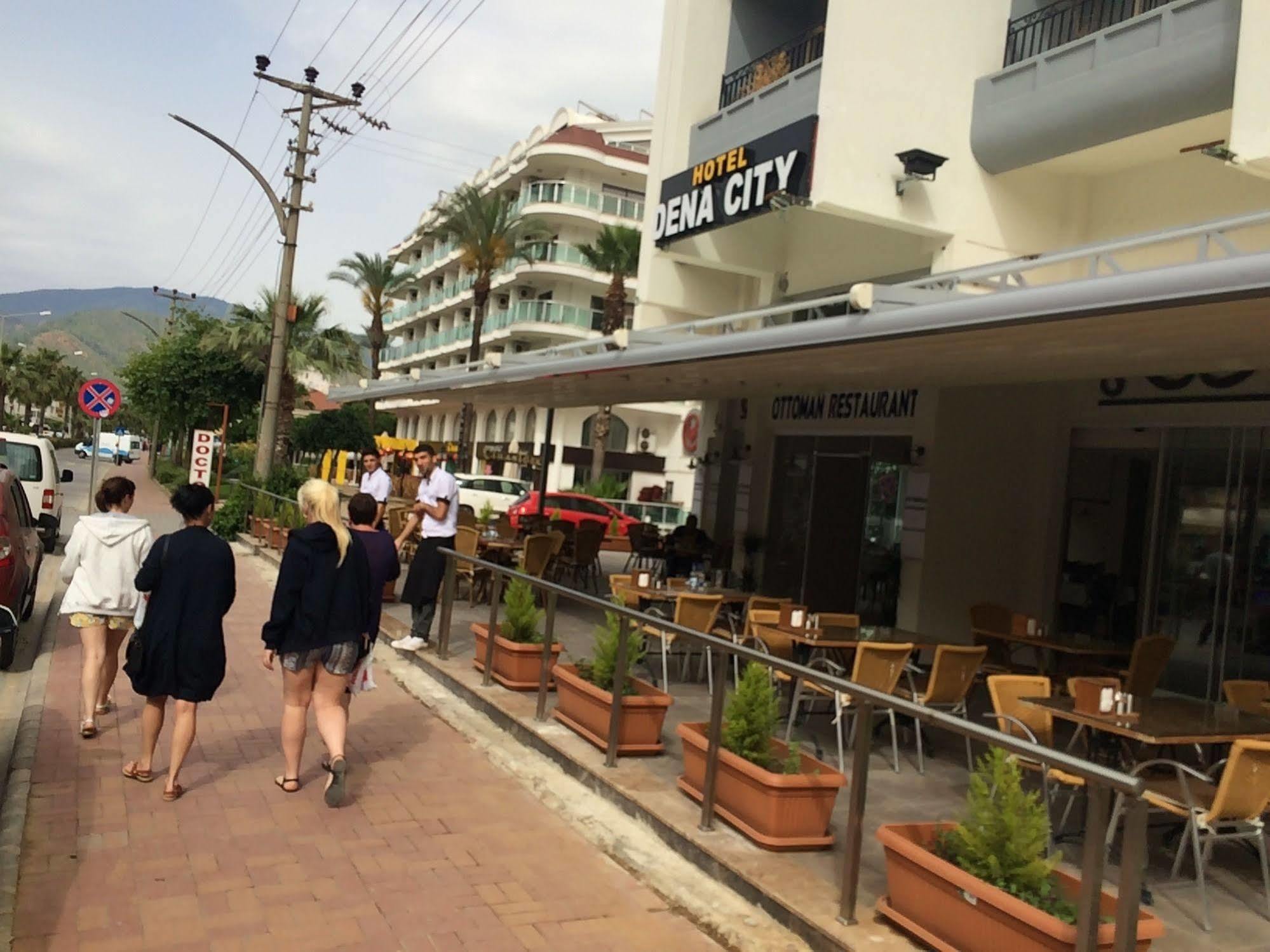Hotel Almena 3*