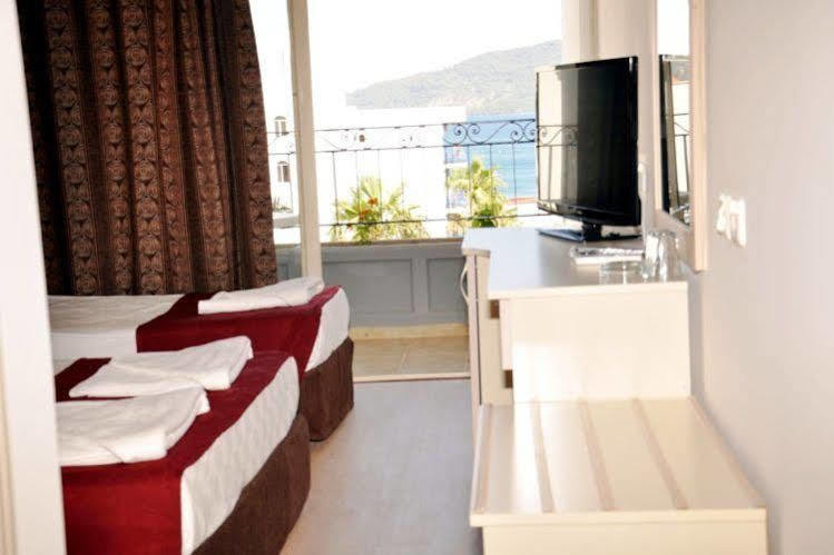 Hotel Almena 3*
