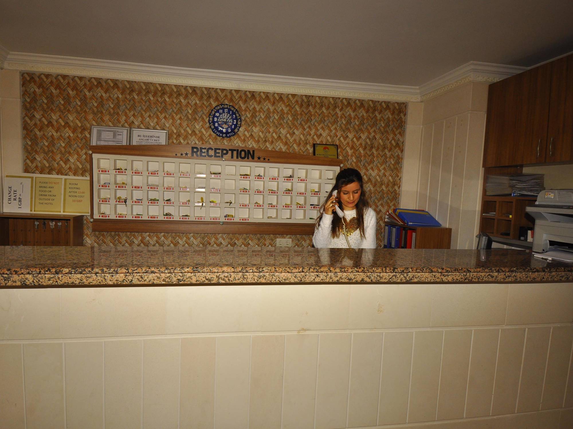 Golden Star Hotel