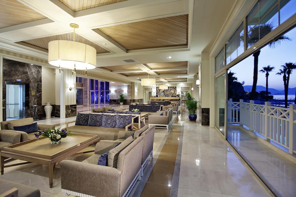 Quadas - Adult Only 4*