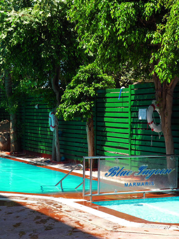 Blue Lagoon 2*