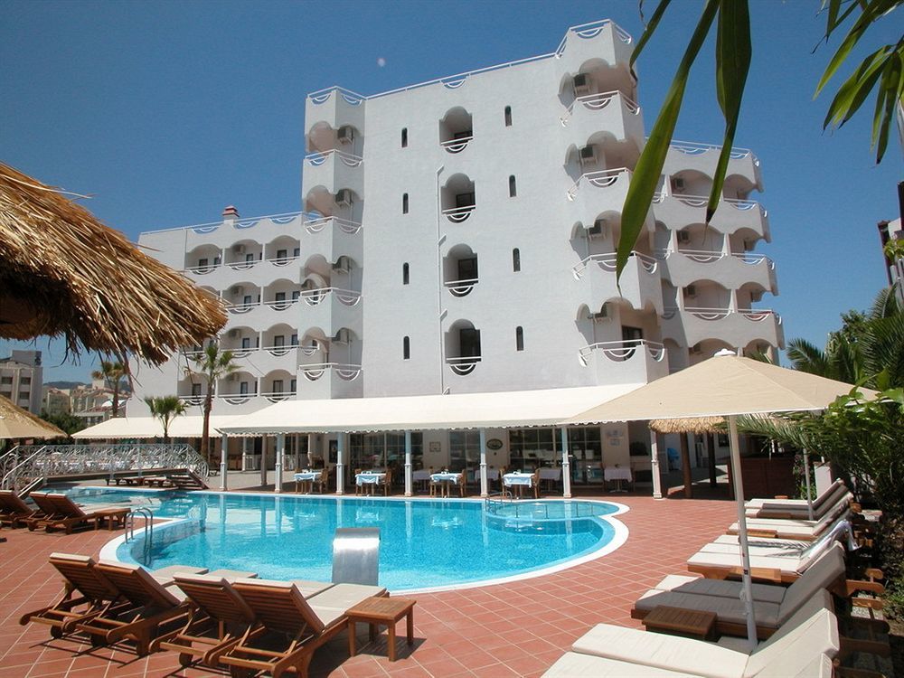Hotel Hawaii 4*