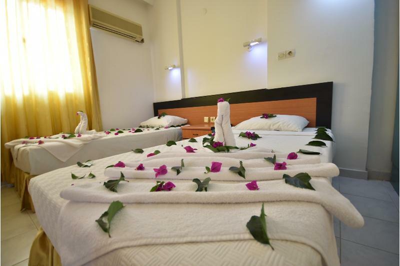 Golden Orange Aparthotel