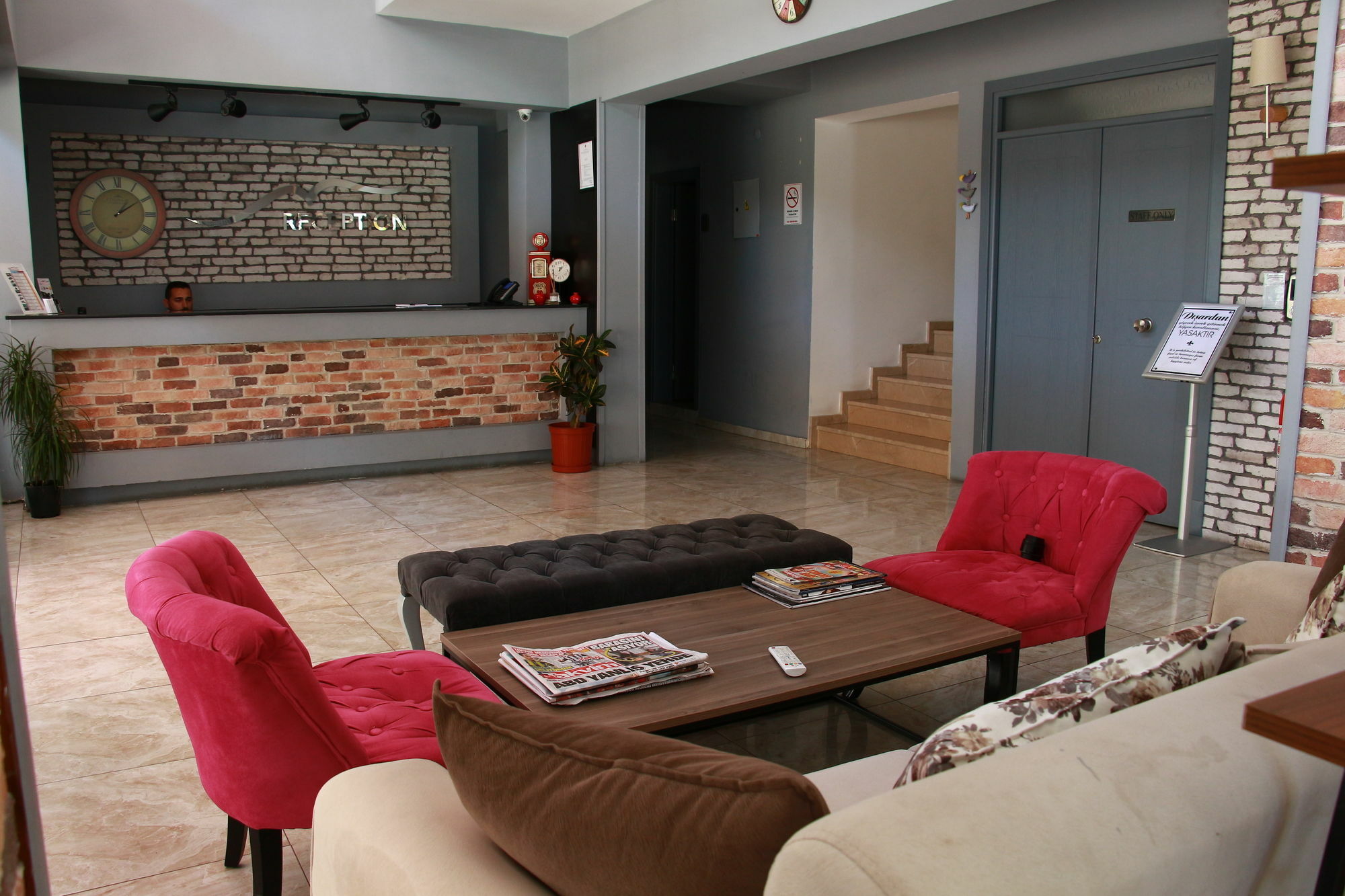 The Boutique *