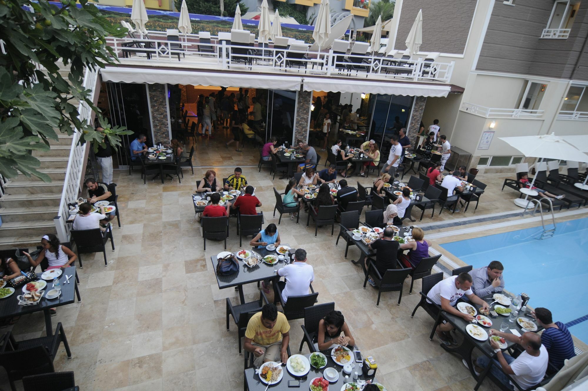 Comet De Luxe Marmaris