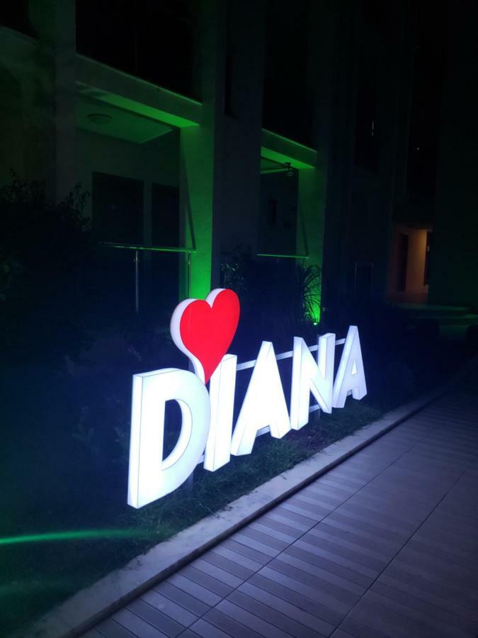 Diana Hotel *