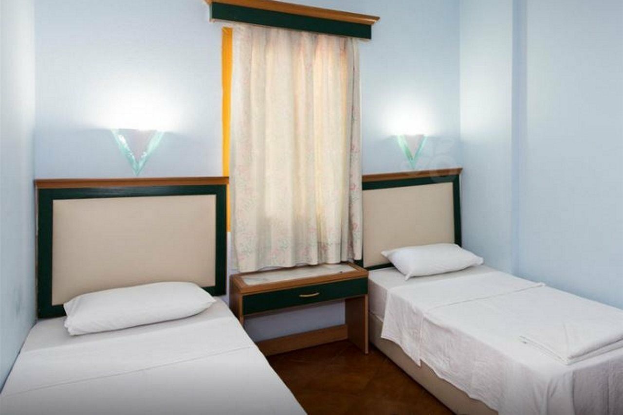 Otel Club Dante 3*