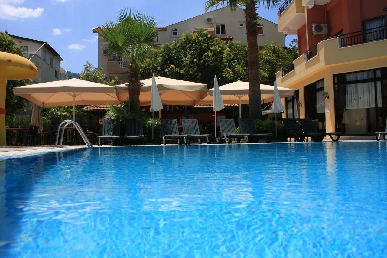 Palmea Hotel 4*