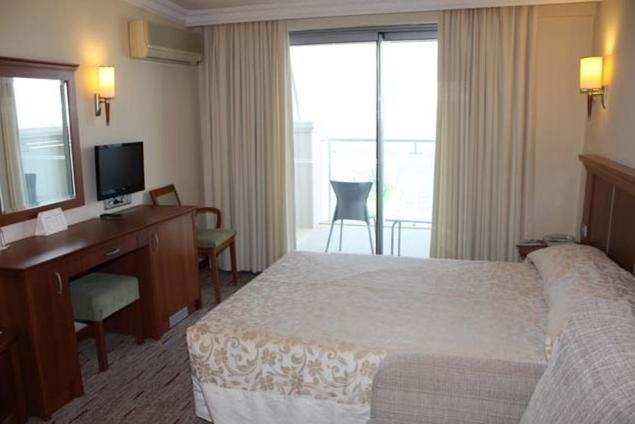 Royal Maris Hotel