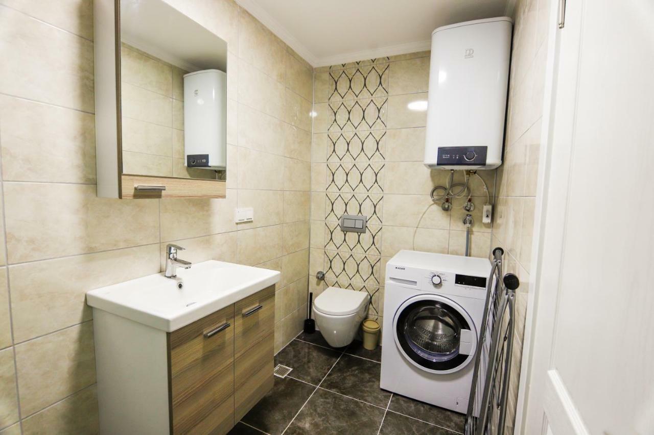 Little Gem's 2 Bedrooms Sea View
