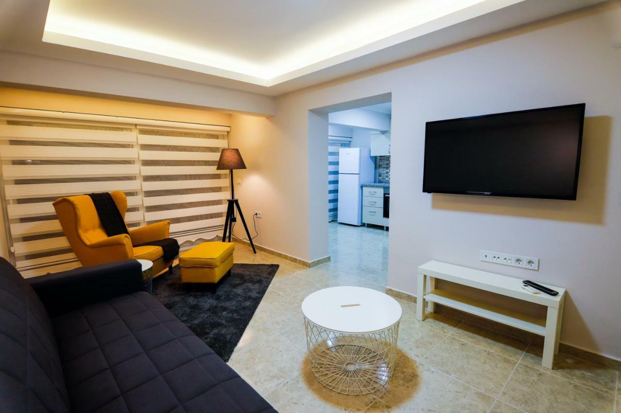Little Gem's 2 Bedrooms Sea View