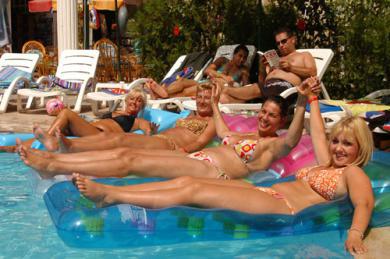 Aparthotel Club Sunset 3*