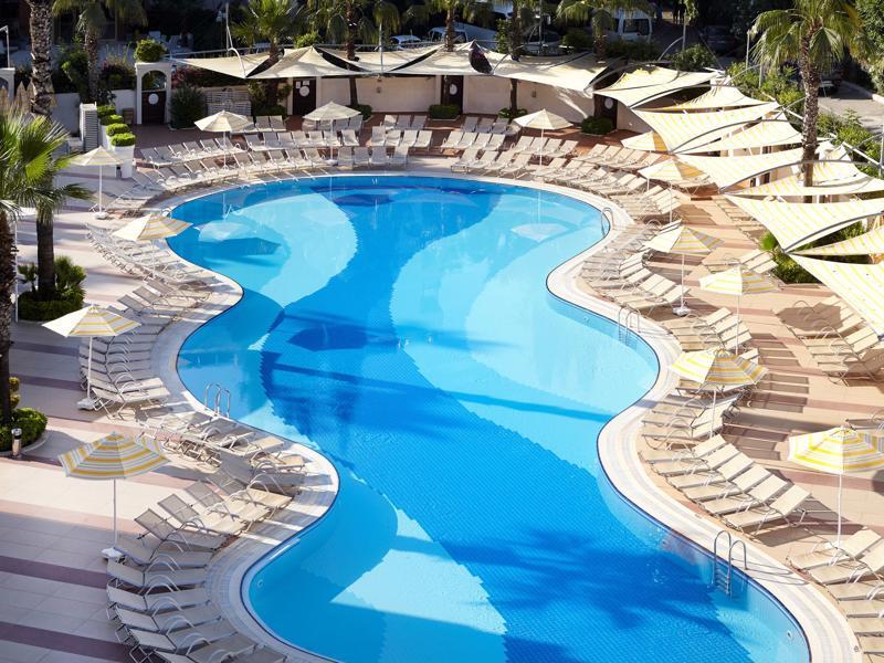 Grand Ideal Premium Hotel 5*