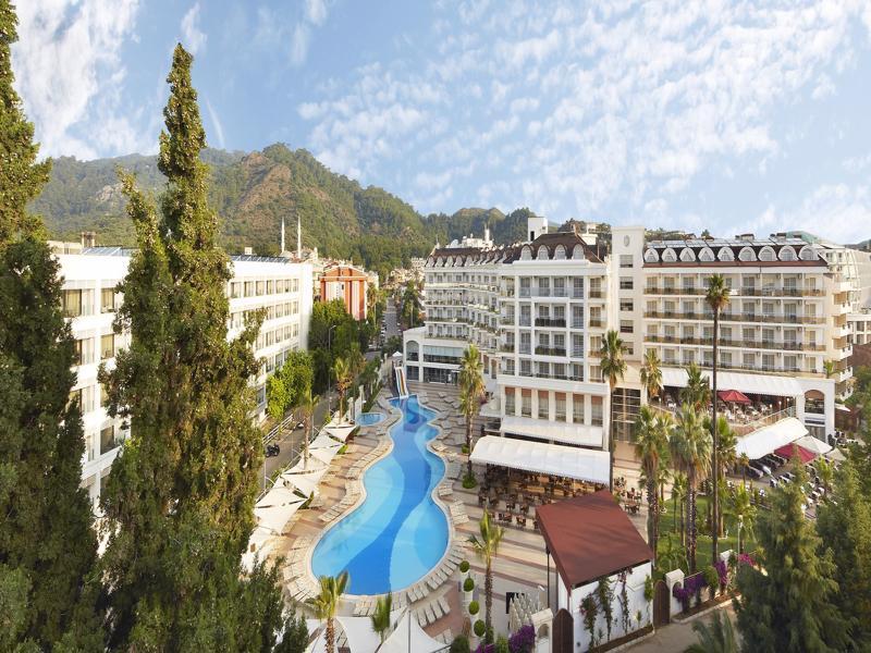 Hotel Grand Ideal Premium 5*