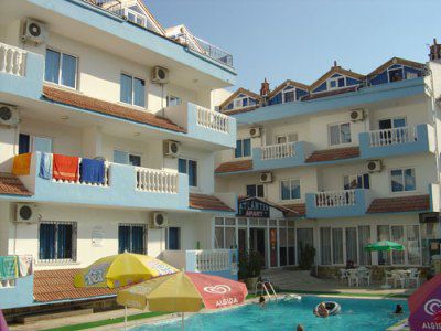 Aparthotel Atlantis 3*