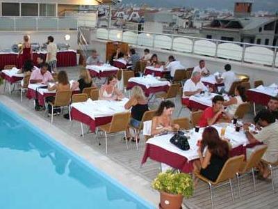 Royal Maris Hotel