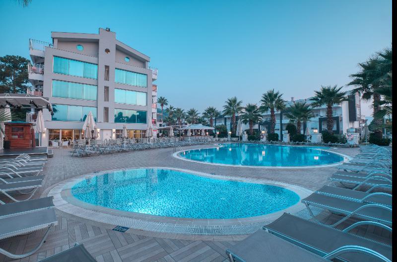 Hotel Ideal Pearl - Adult Only