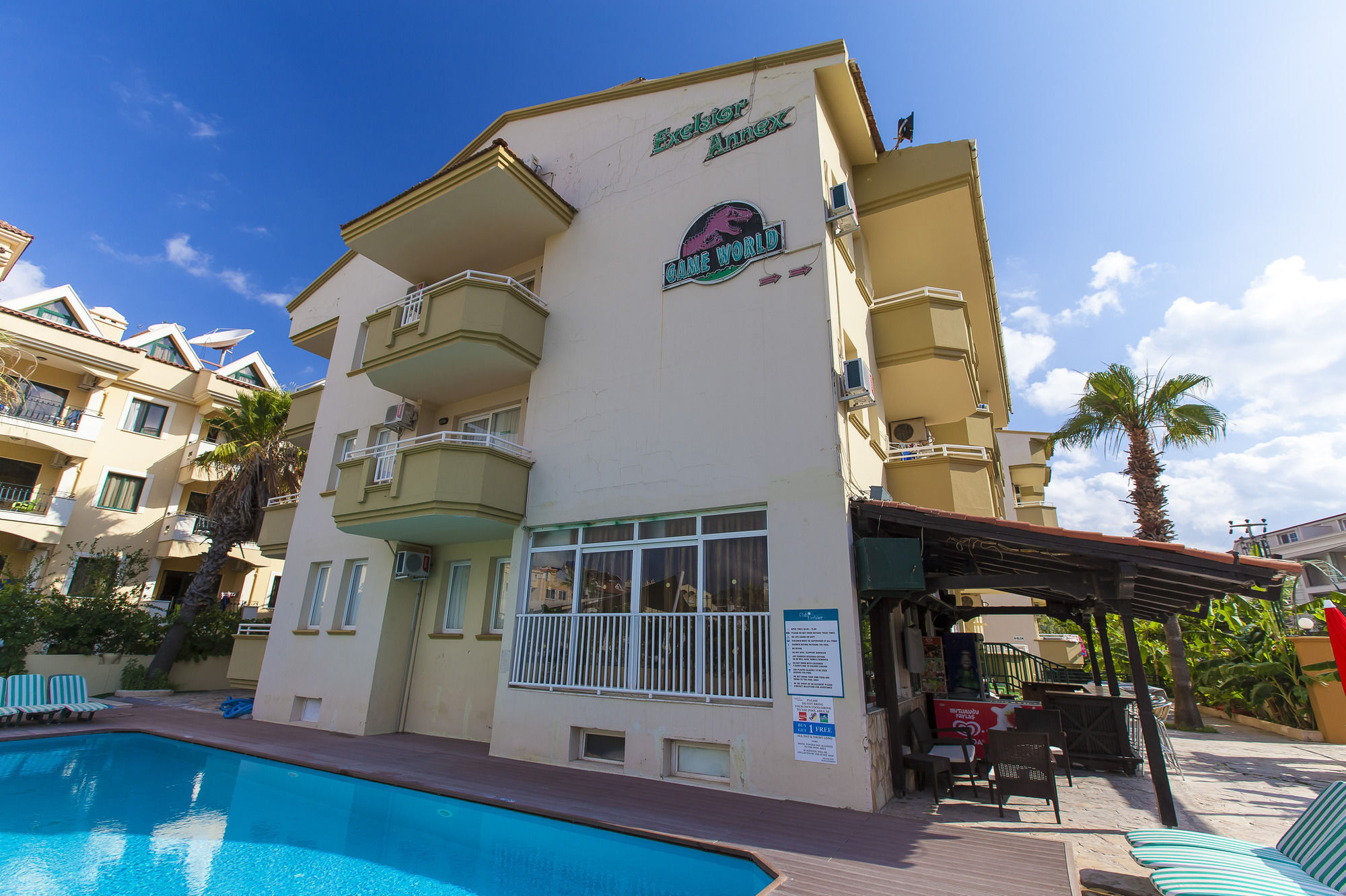 Exelsior Annex Apartment