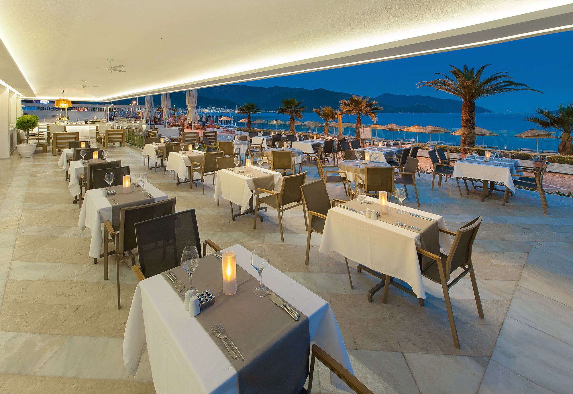 The Beachfront Adult Only 16