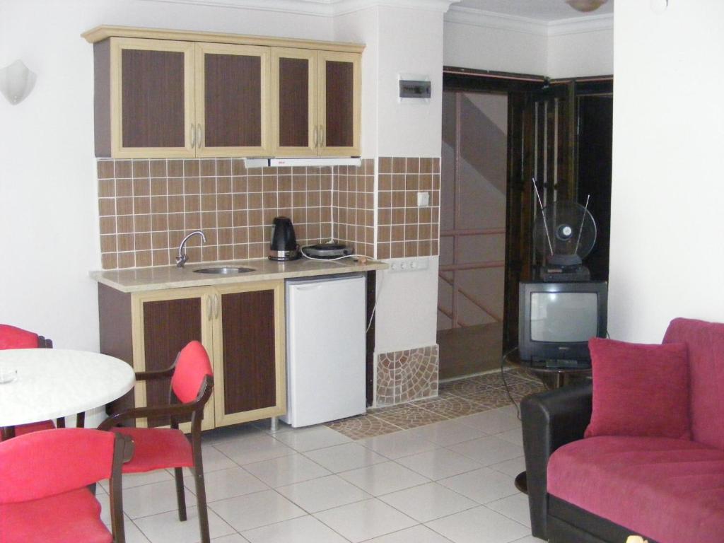 Aparthotel Antik Apart&hotel 2*
