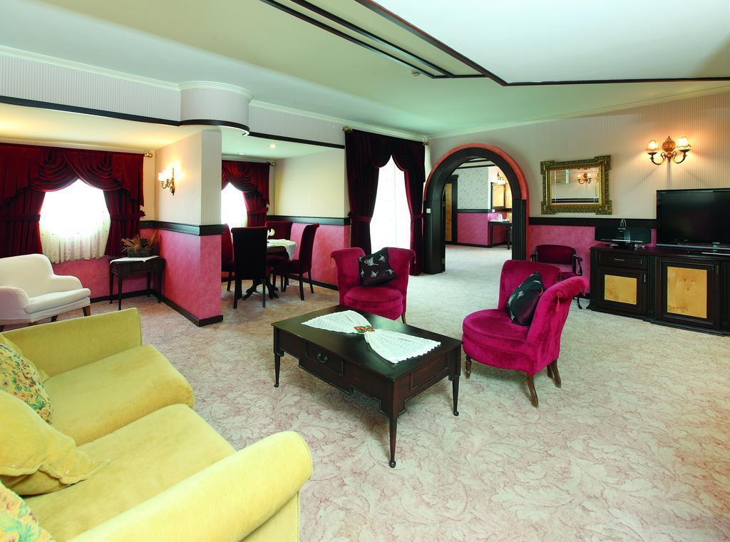 Grand Cettia Hotel 5*