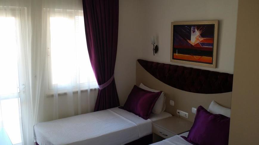 Hotel Almena