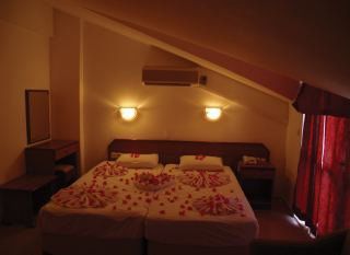 Rosy Marmaris