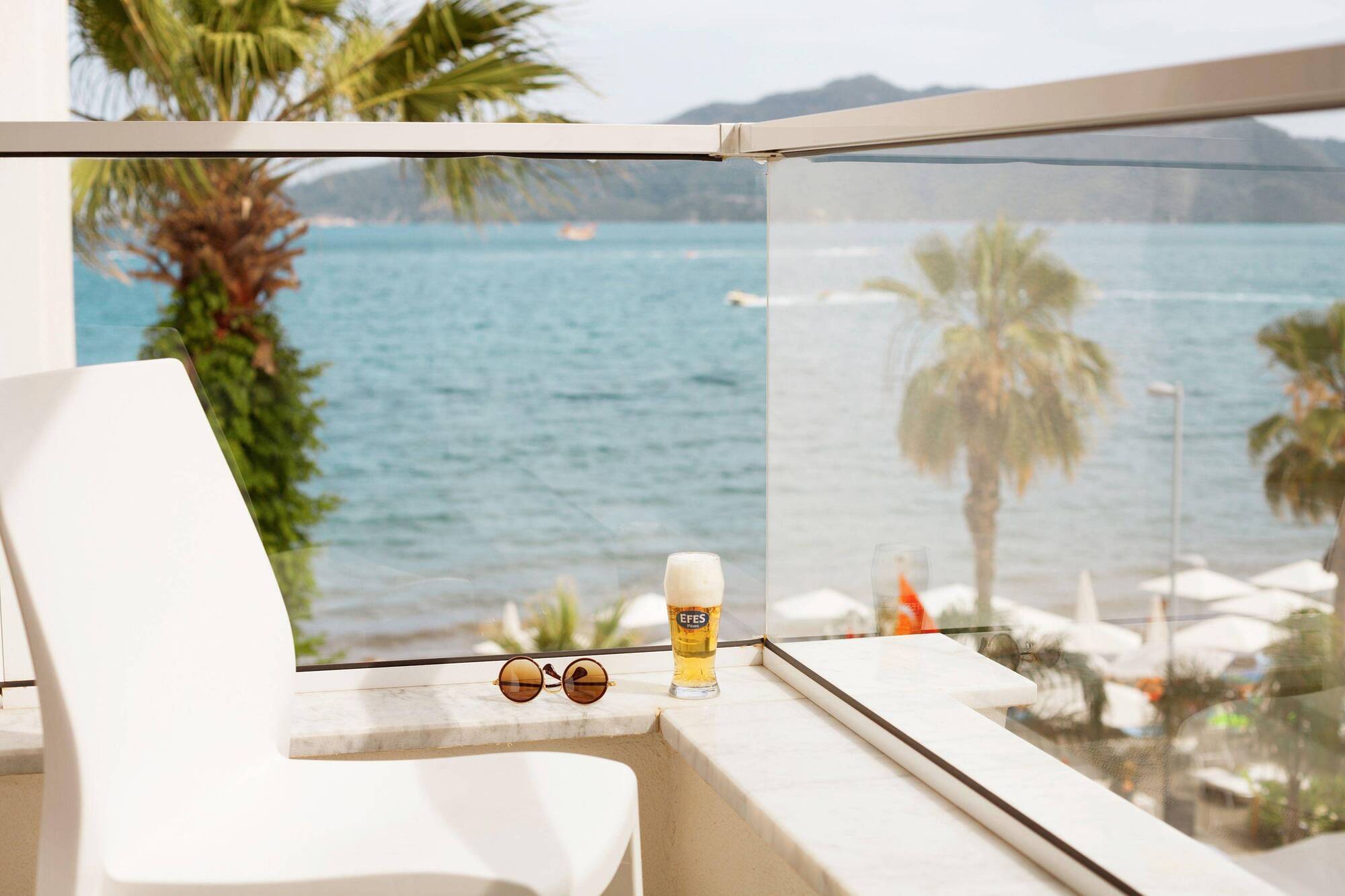 Hotel Sunprime Beachfront 3*