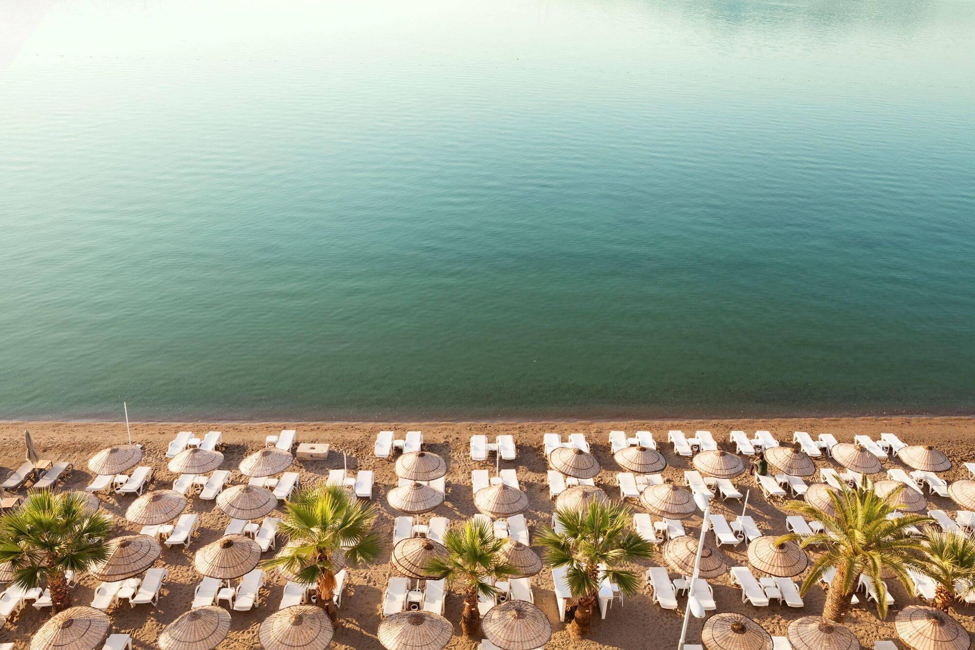 Sunprime Beachfront Hotel 3*