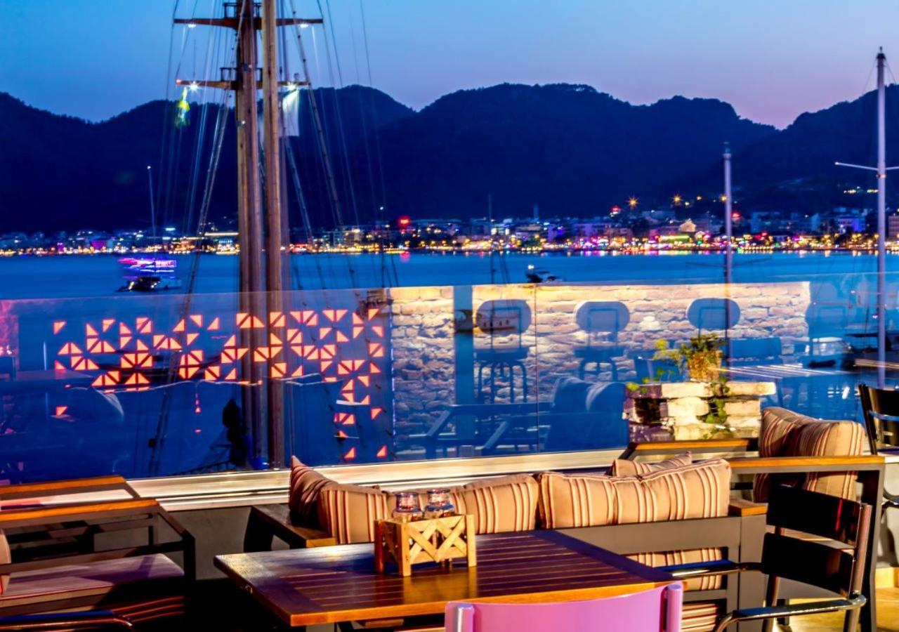 Sunset Boutique 3*