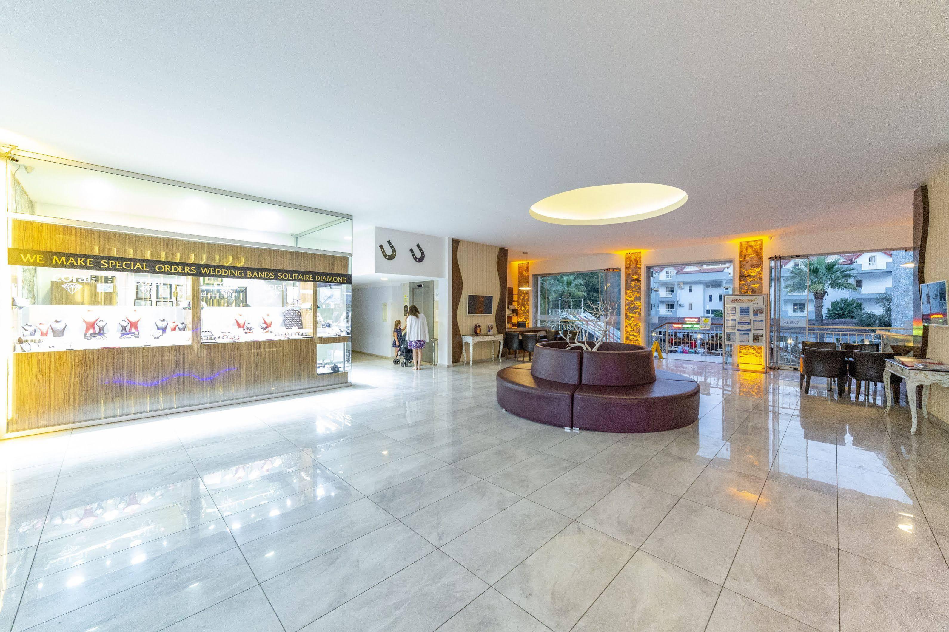 Hotel Alenz 3*