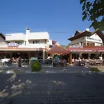 Bonjour Hotel