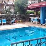 Tropic Marina Apart