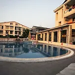 Greenpark Apartments