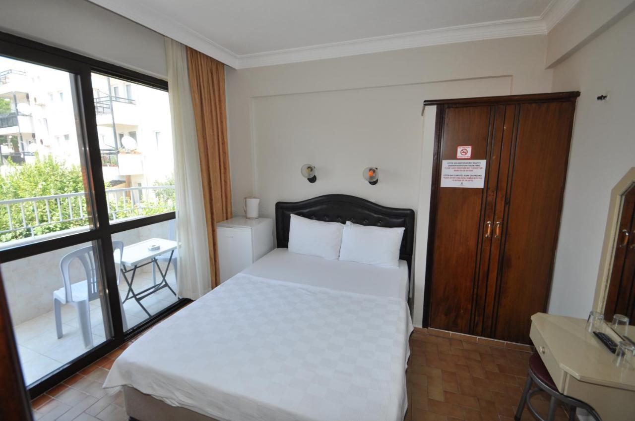 Defne & Zevkim Marmaris