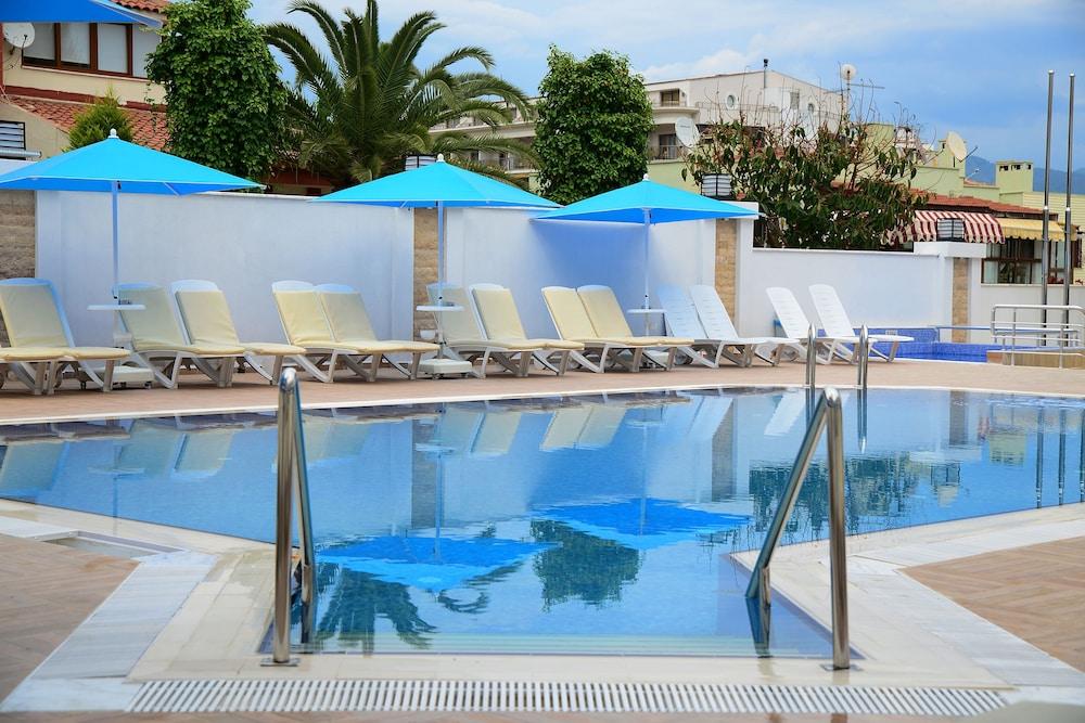 Banu Luxury Hotel