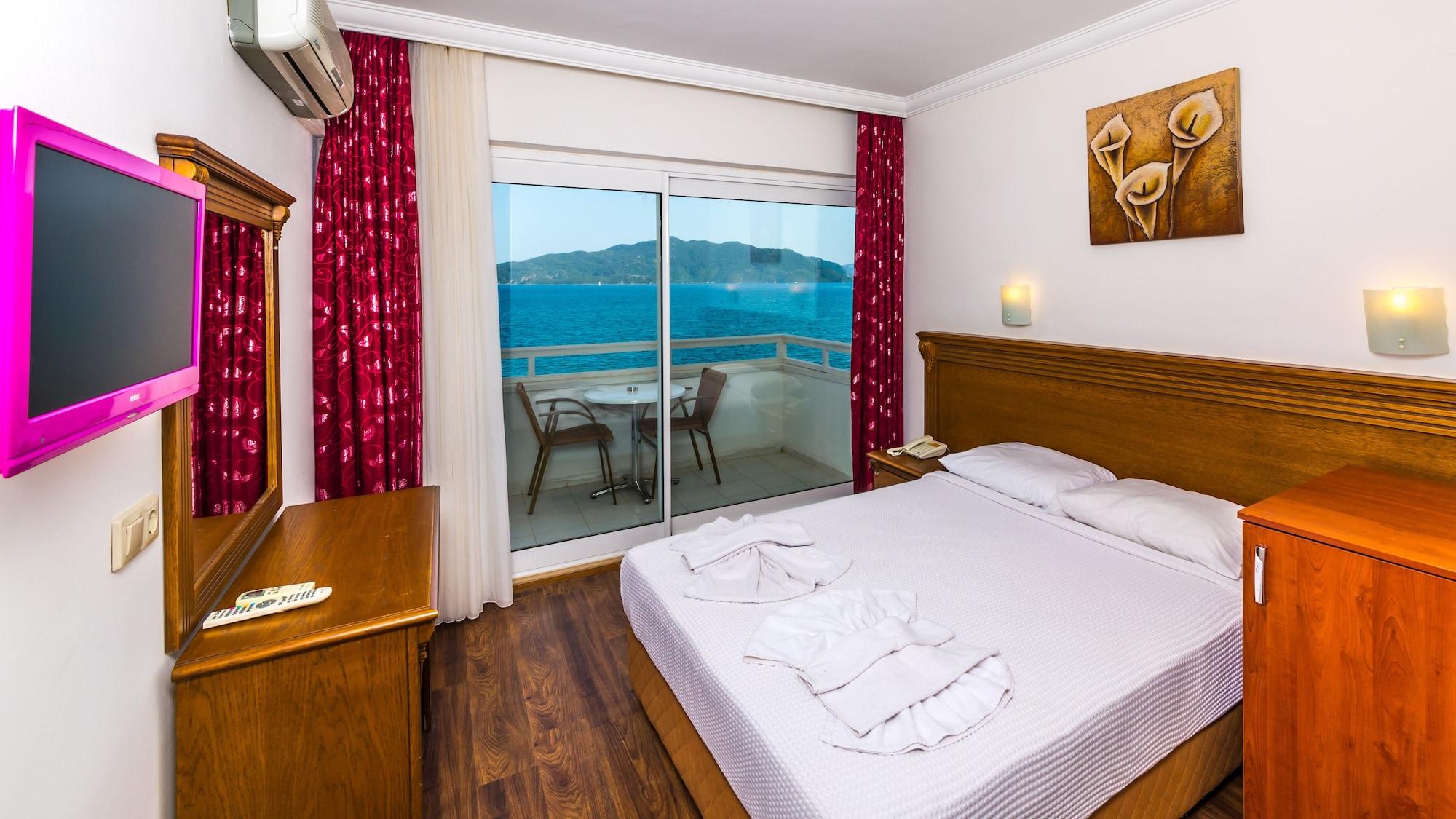 Hotel Honeymoon