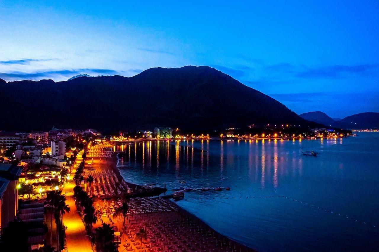 Faros Premium Hotel