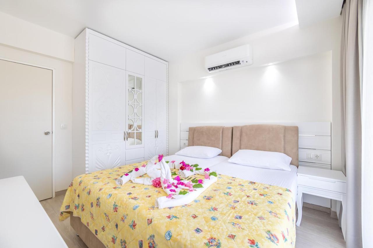 Princess Kinli Aparthotel